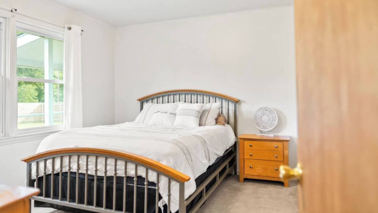 Photo of Bedroom in Marlinton