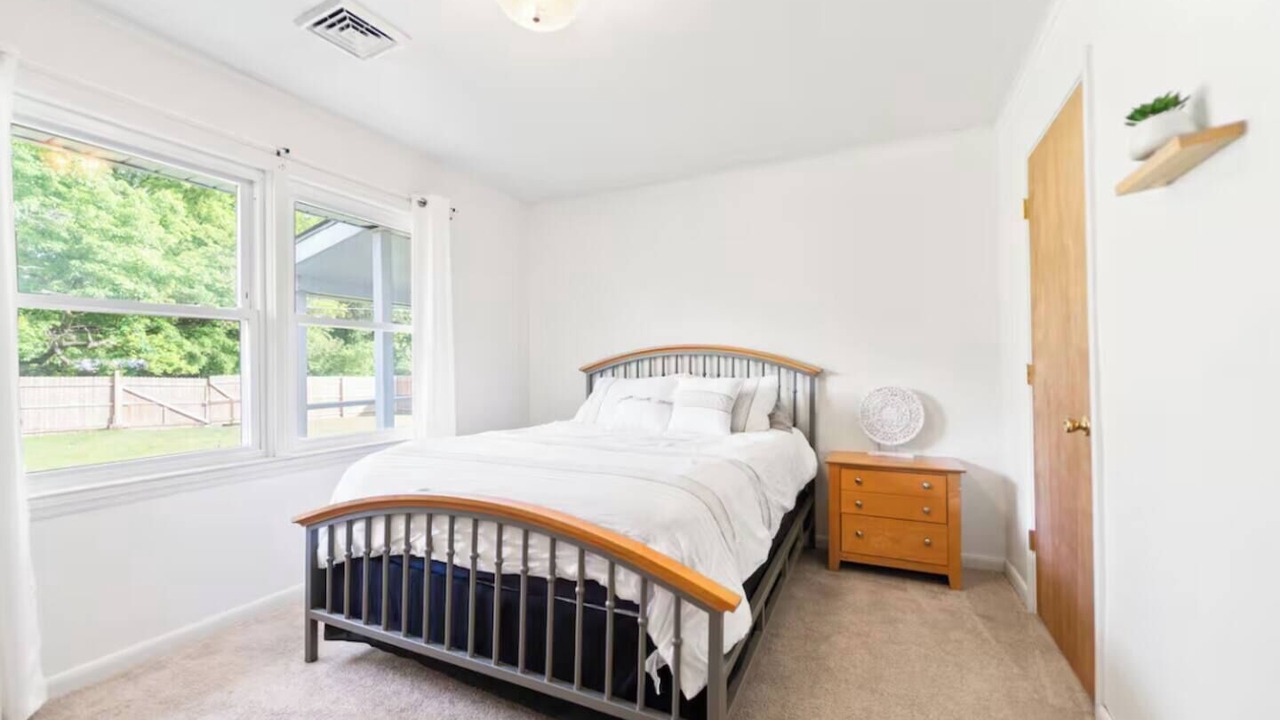 Photo of Bedroom in Marlinton