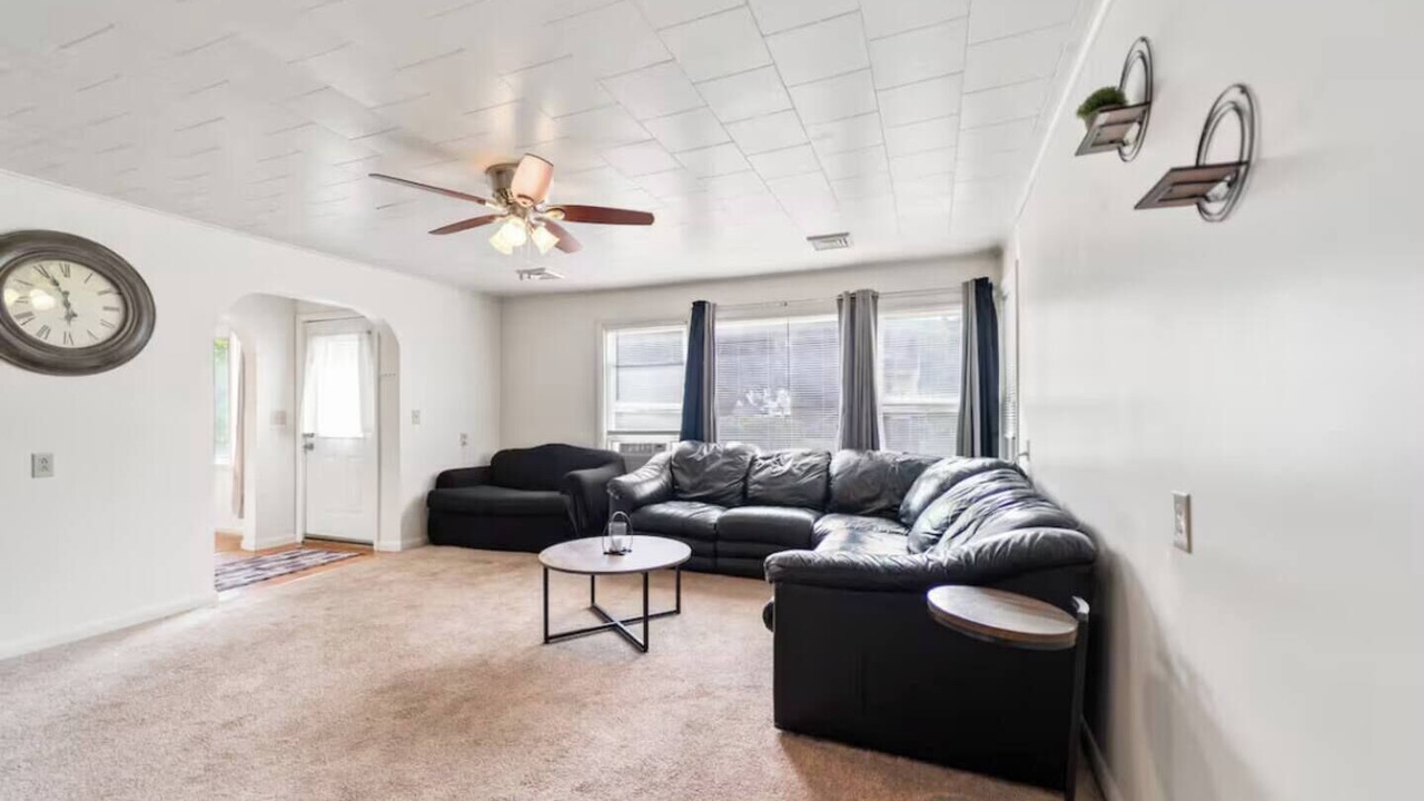 Photo of Livingroom in Marlinton