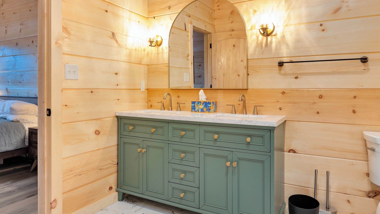 Photo of Bathroom in Stanton