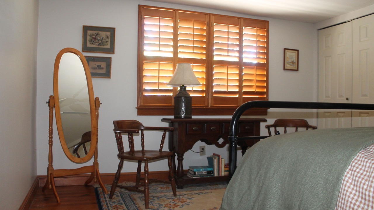Photo of Bedroom in Calverton