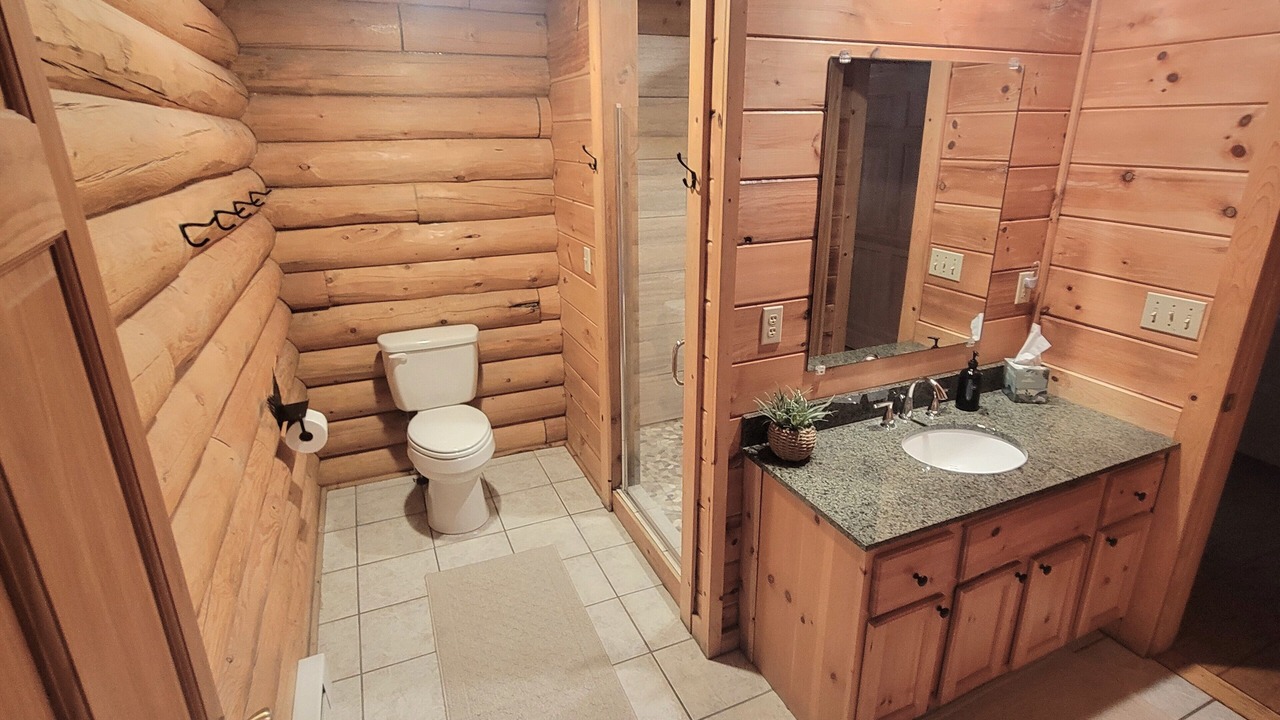 Photo of Bathroom in Thayerville