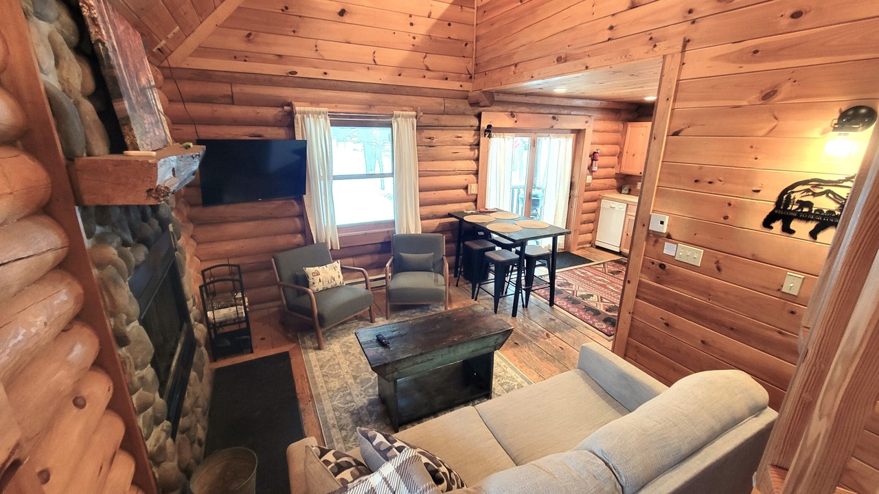 Photo of Livingroom in Thayerville