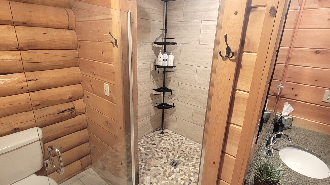 Photo of Bathroom in Thayerville