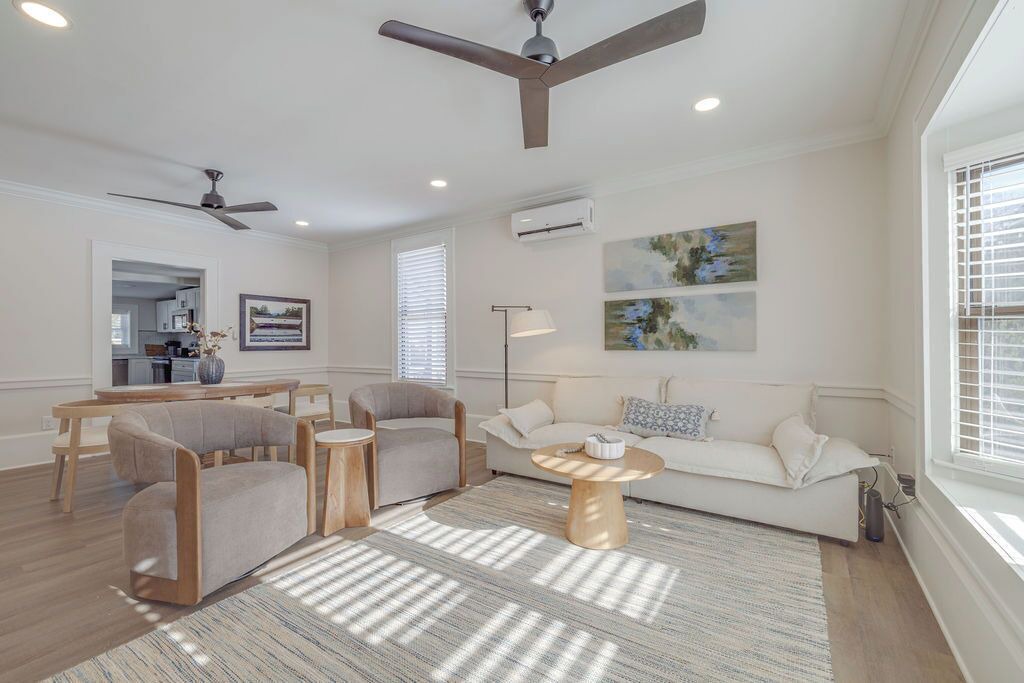 Photo of Livingroom in Elizabethton