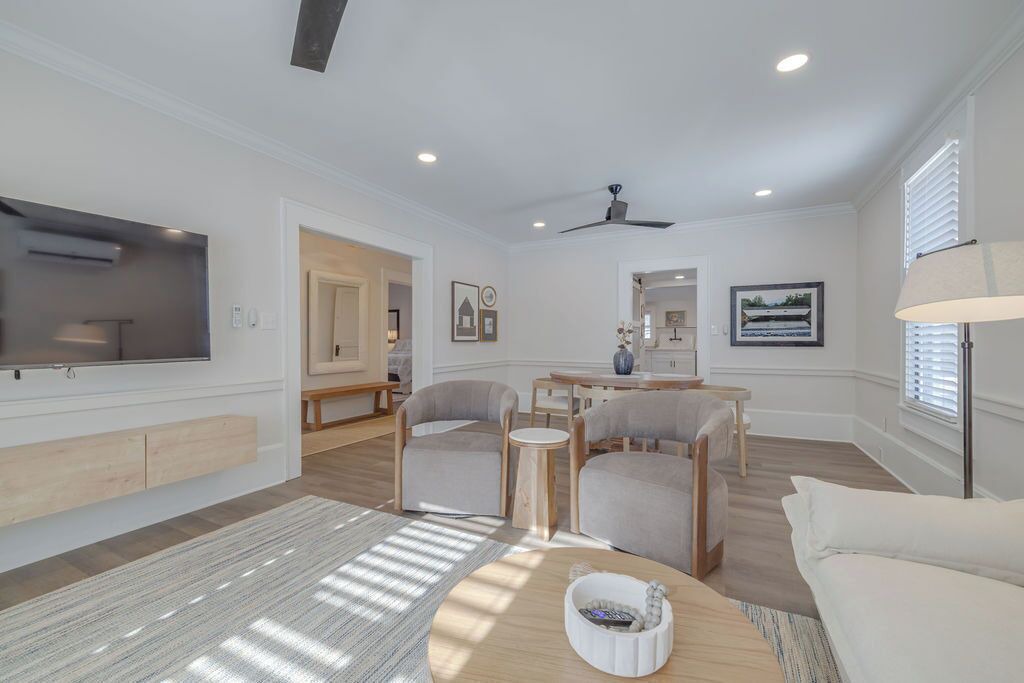 Photo of Livingroom in Elizabethton