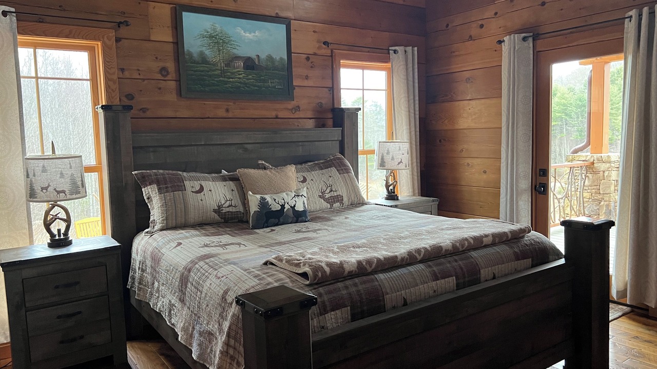 Photo of Bedroom in Elk Park
