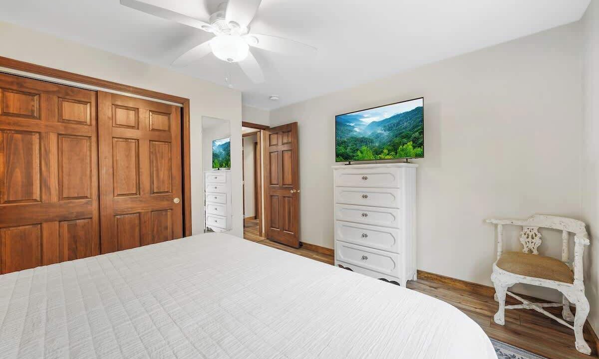 Photo of Bedroom in Dandridge