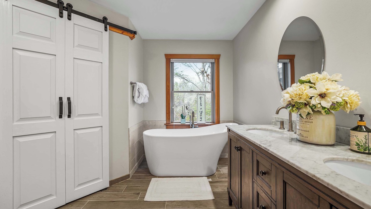 Photo of Bathroom in Dandridge