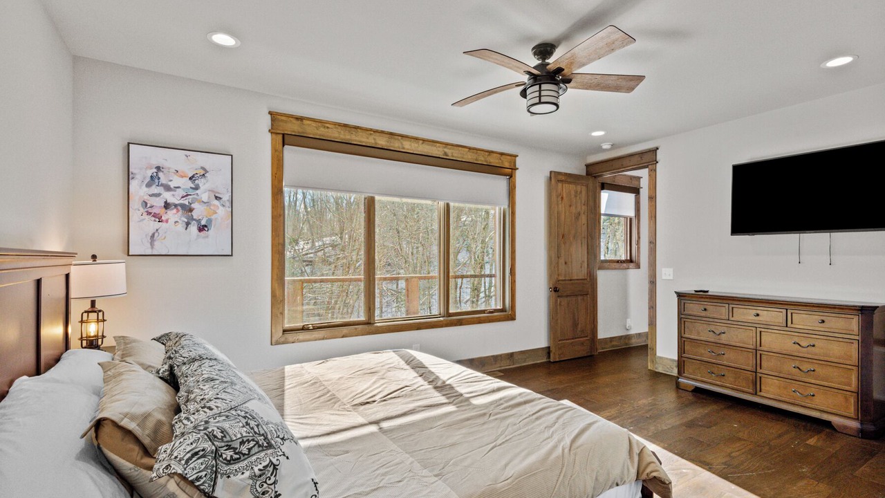 Photo of Bedroom in Elk Park