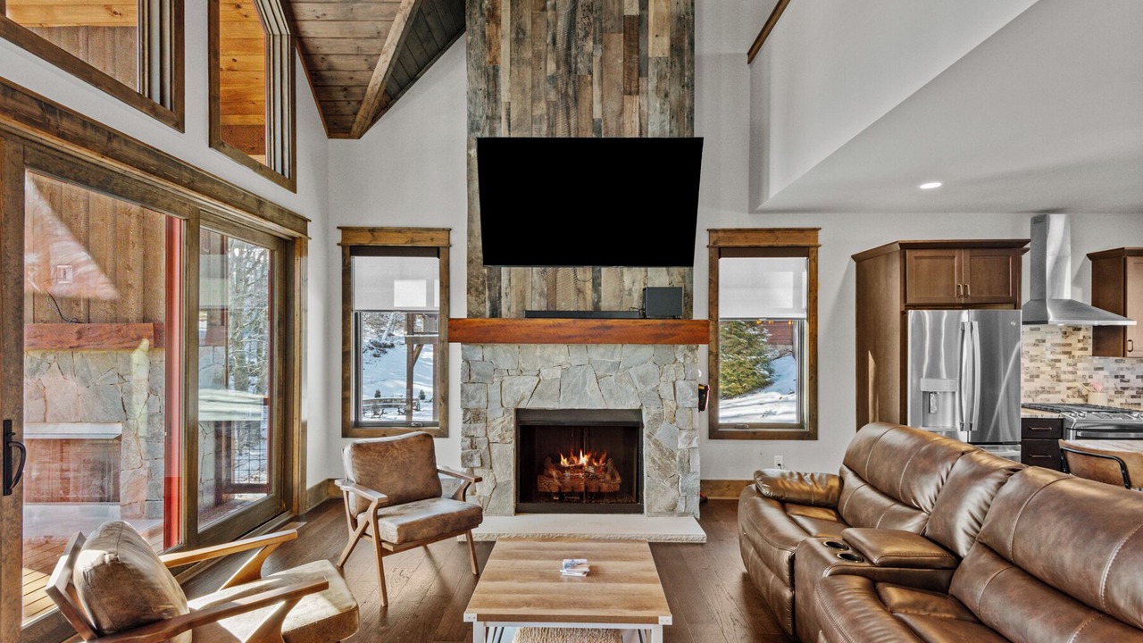 Photo of Livingroom in Elk Park