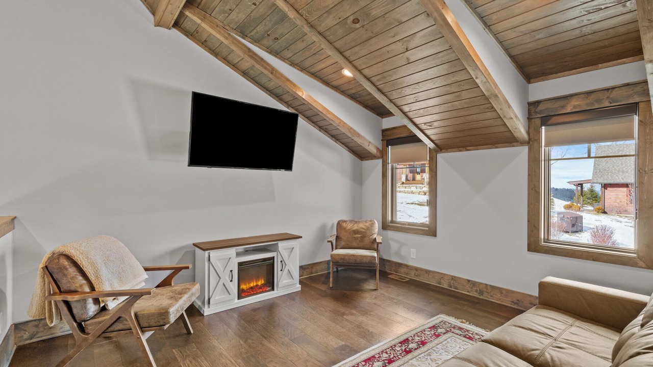 Photo of Livingroom in Elk Park