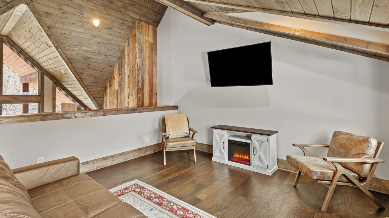 Photo of Livingroom in Elk Park