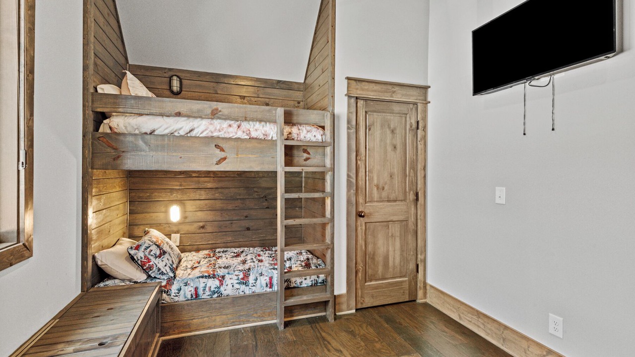 Photo of Bedroom in Elk Park
