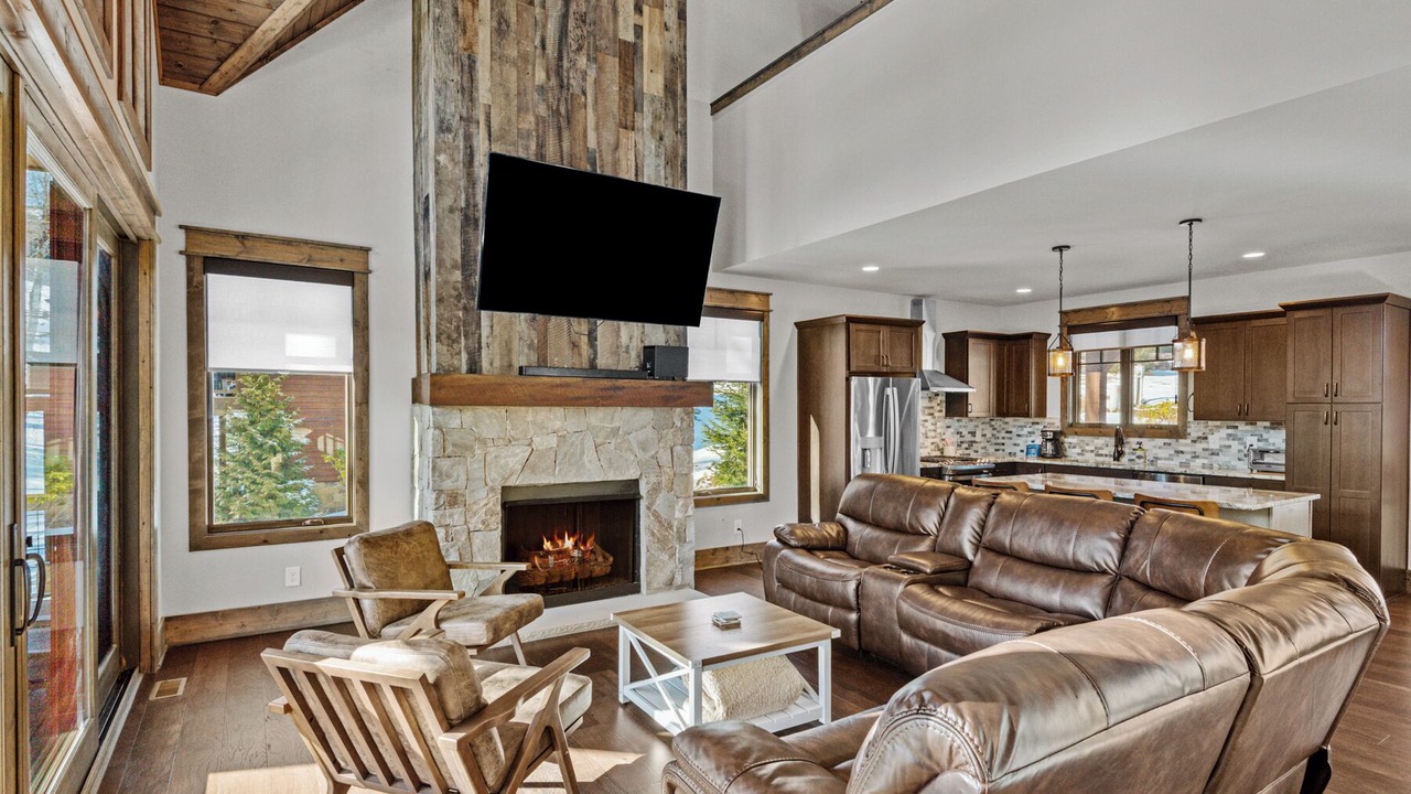 Photo of Livingroom in Elk Park