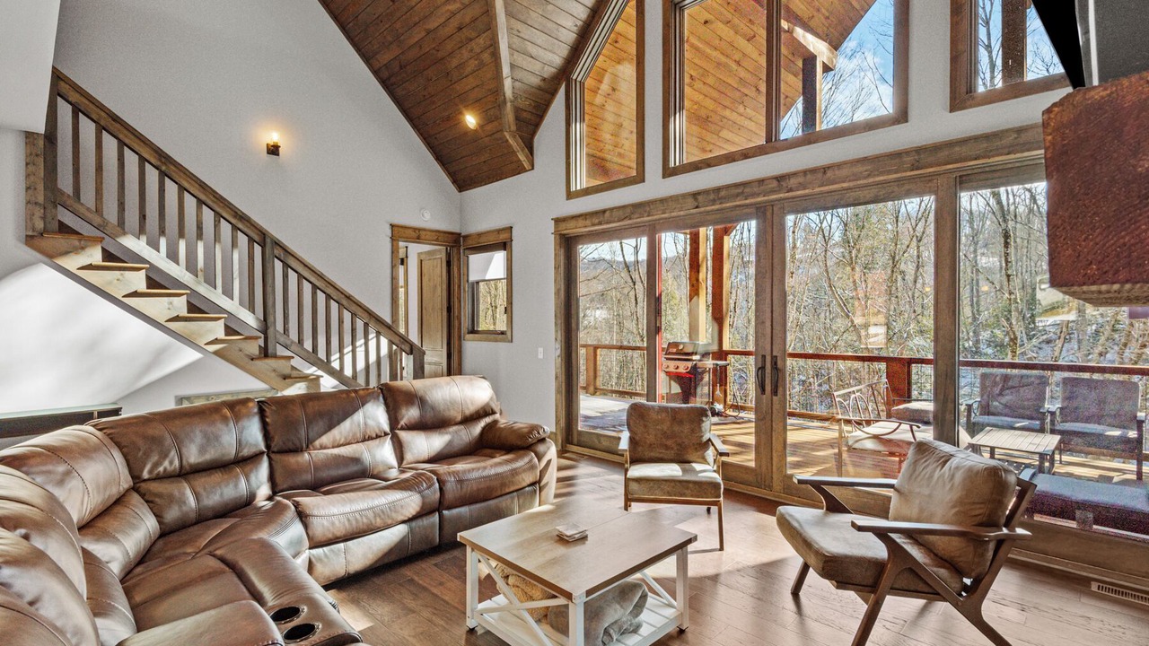 Photo of Livingroom in Elk Park