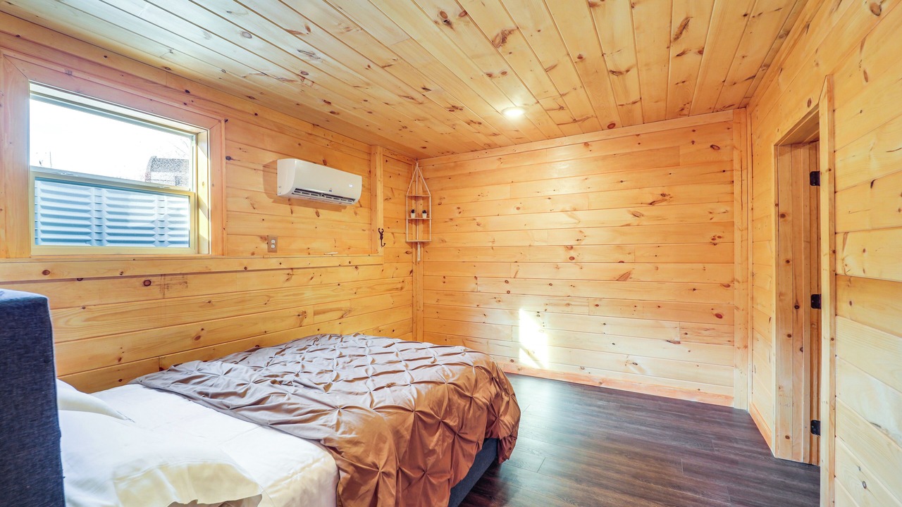 Photo of Bedroom in Mountain City