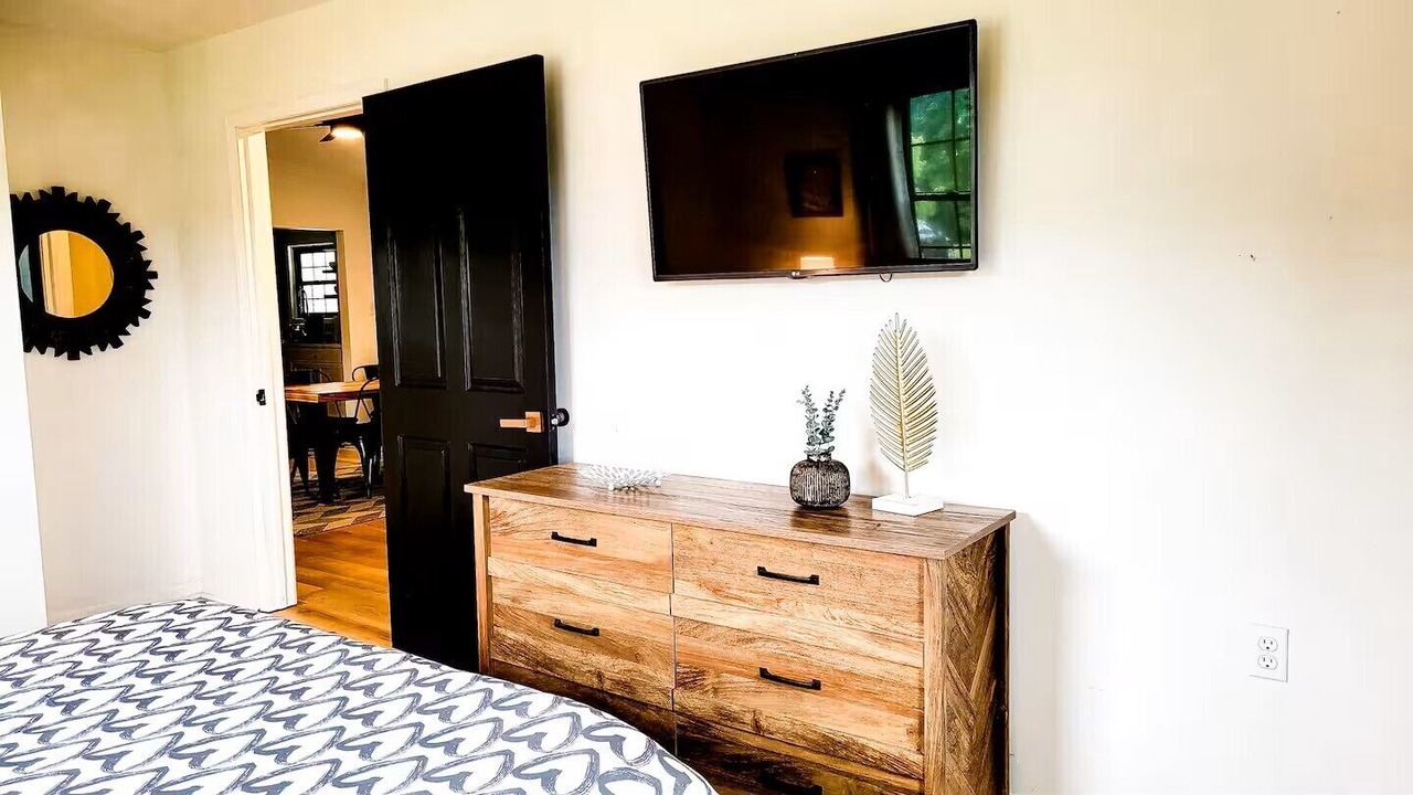 Photo of Bedroom in Rogers