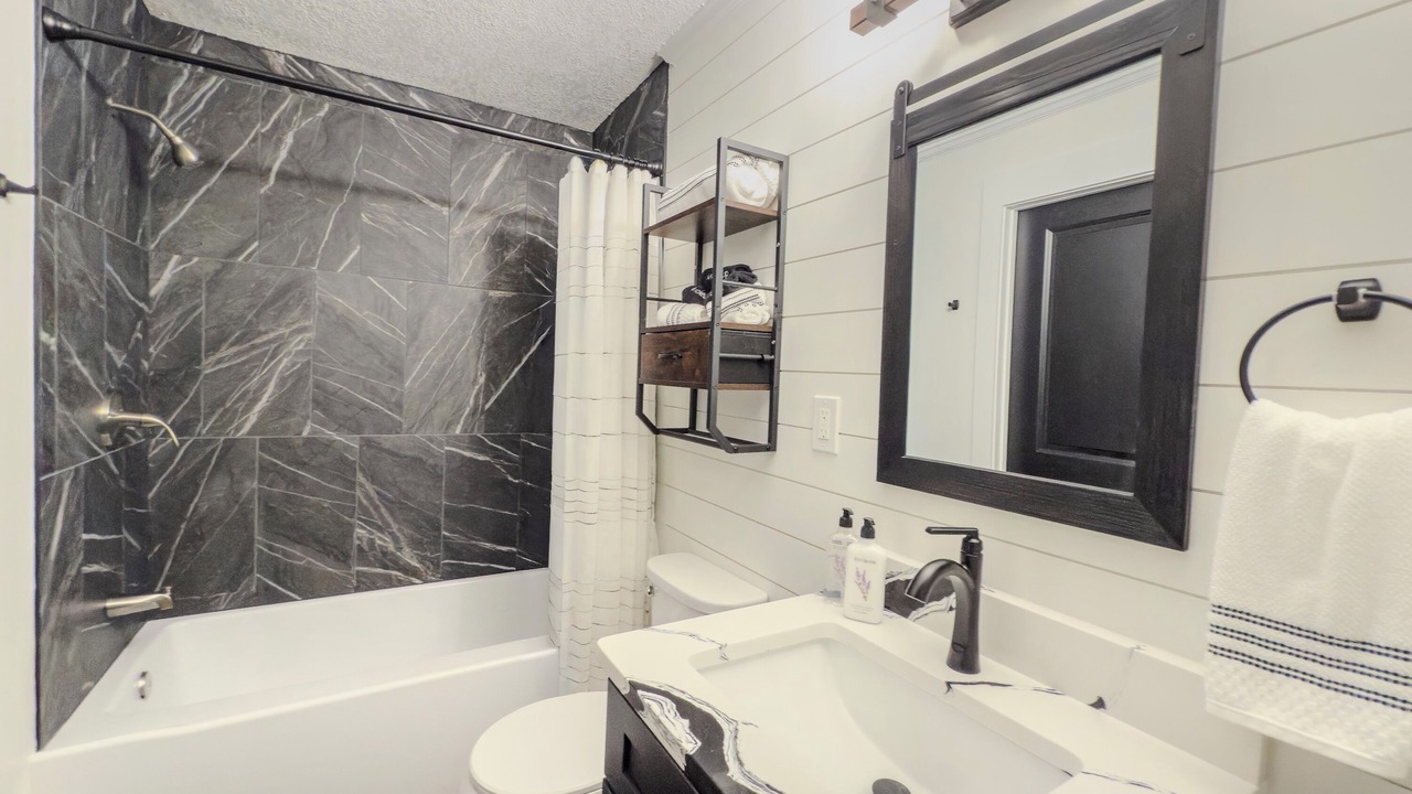 Photo of Bathroom in Corryton