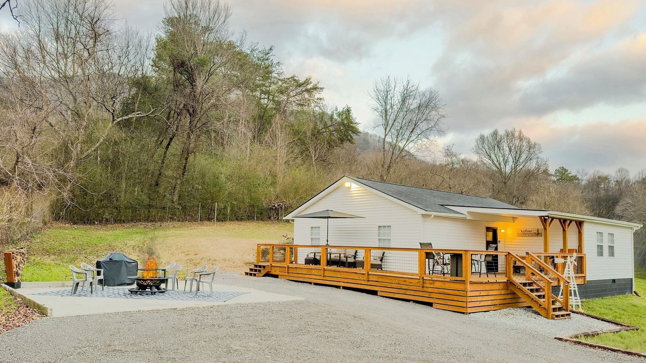Photo of Outdoor in Corryton