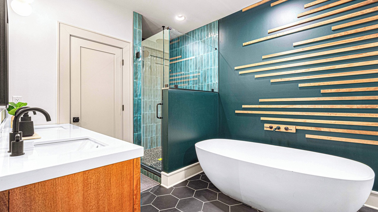 Photo of Bathroom in Black Mountain