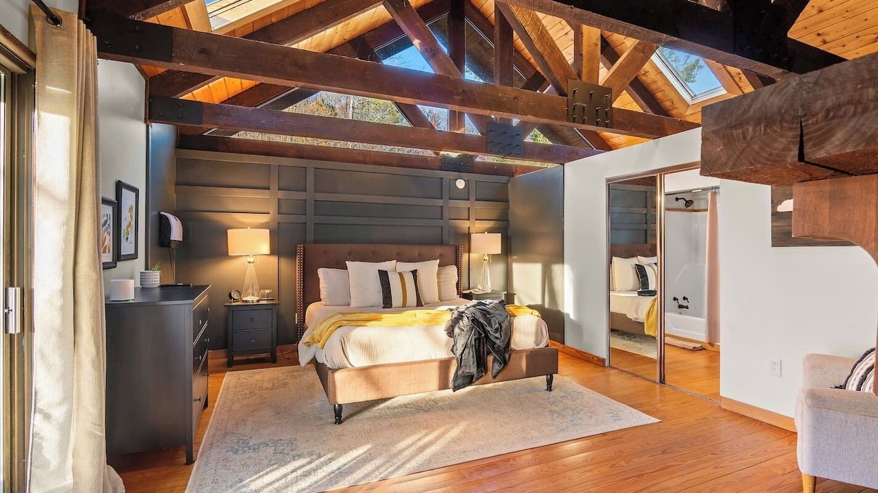 Photo of Bedroom in Black Mountain