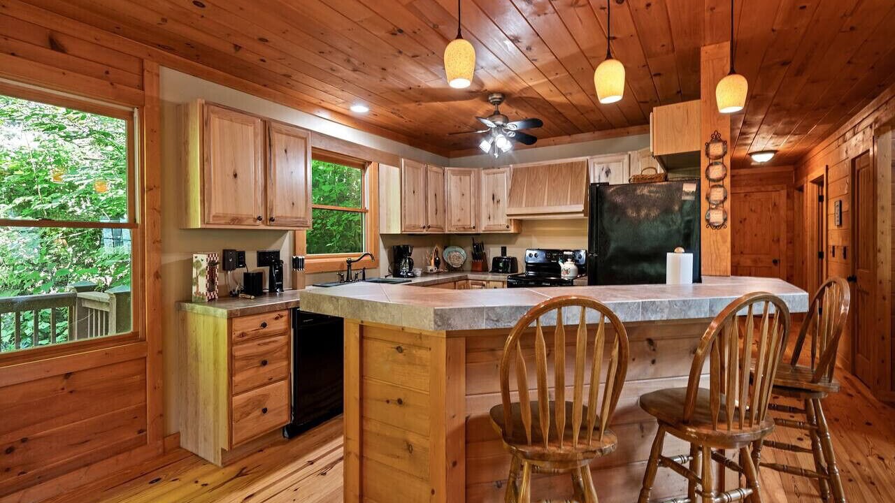 Photo of Kitchen in Maggie Valley