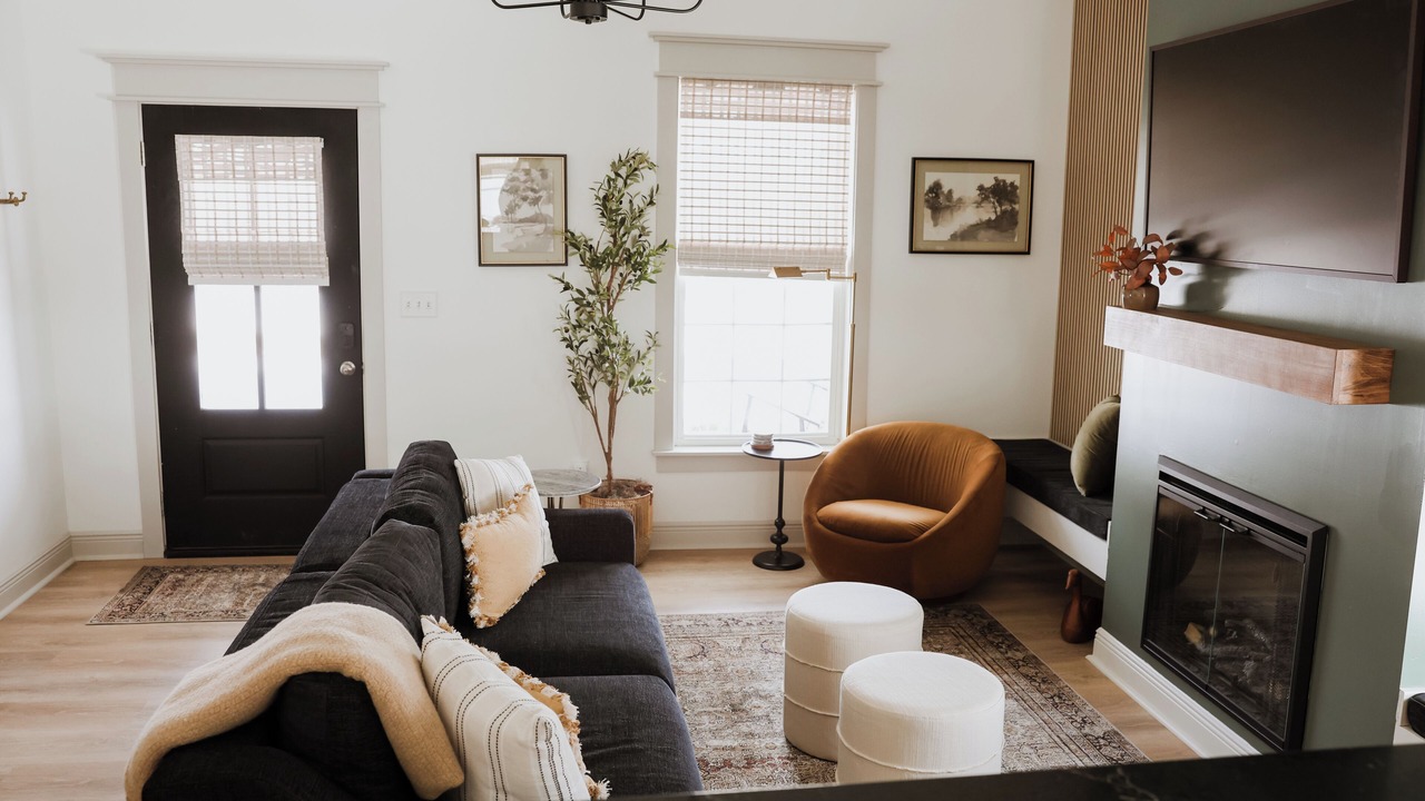 Photo of Livingroom in Crittenden