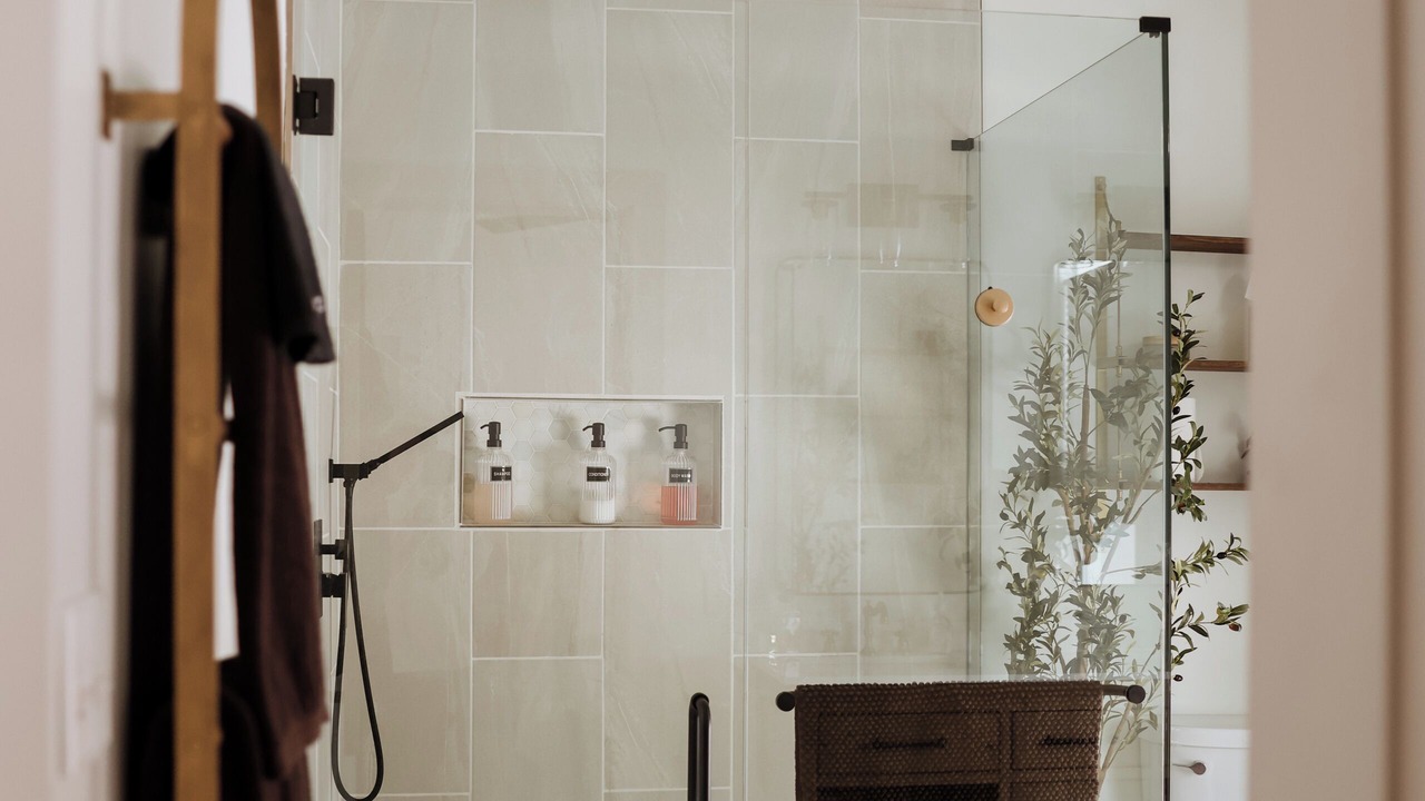 Photo of Bathroom in Crittenden