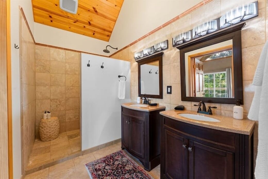 Photo of Bathroom in Omaha