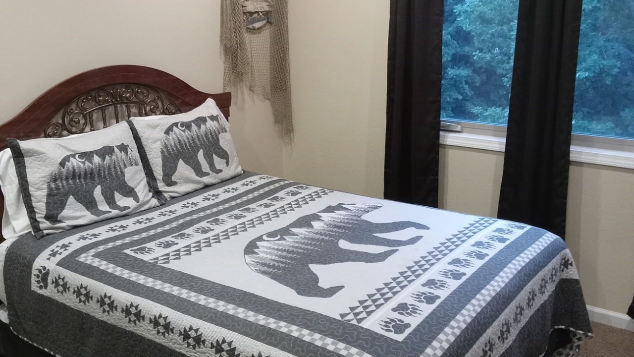 Photo of Bedroom in Dandridge