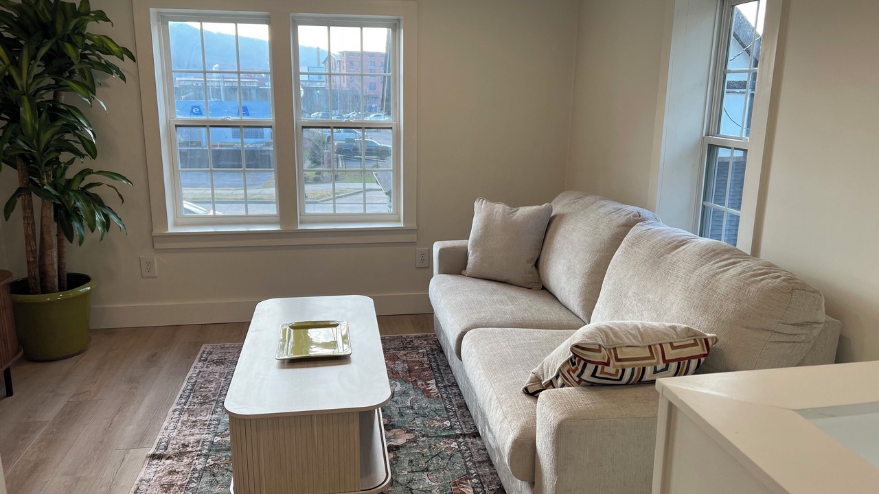 Photo of Livingroom in Kingsport