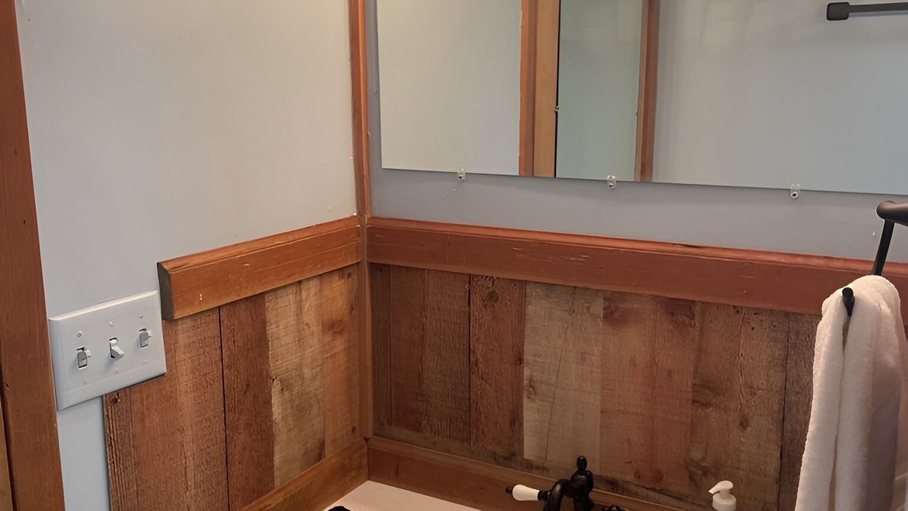 Photo of Bathroom in Cajah's Mountain