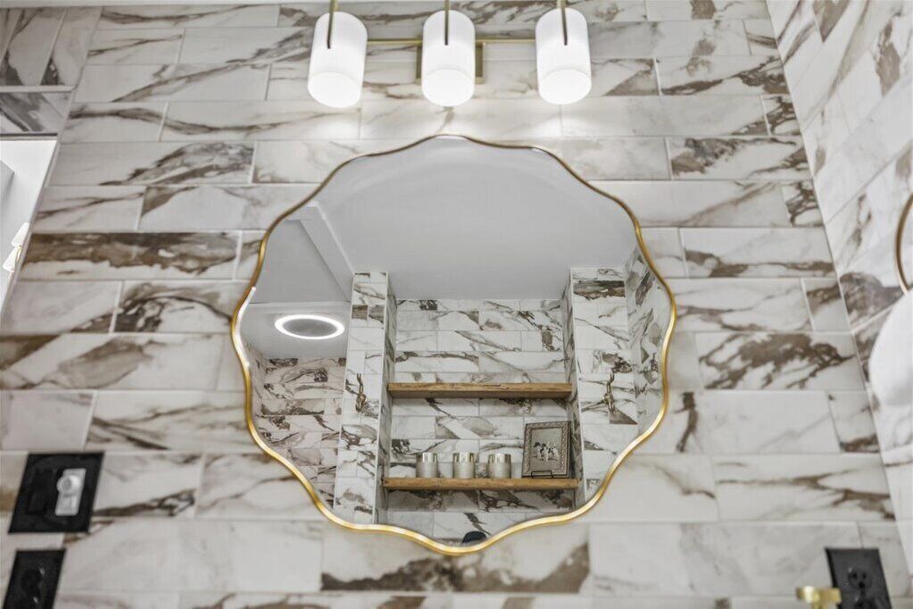 Photo of Bathroom in Old City