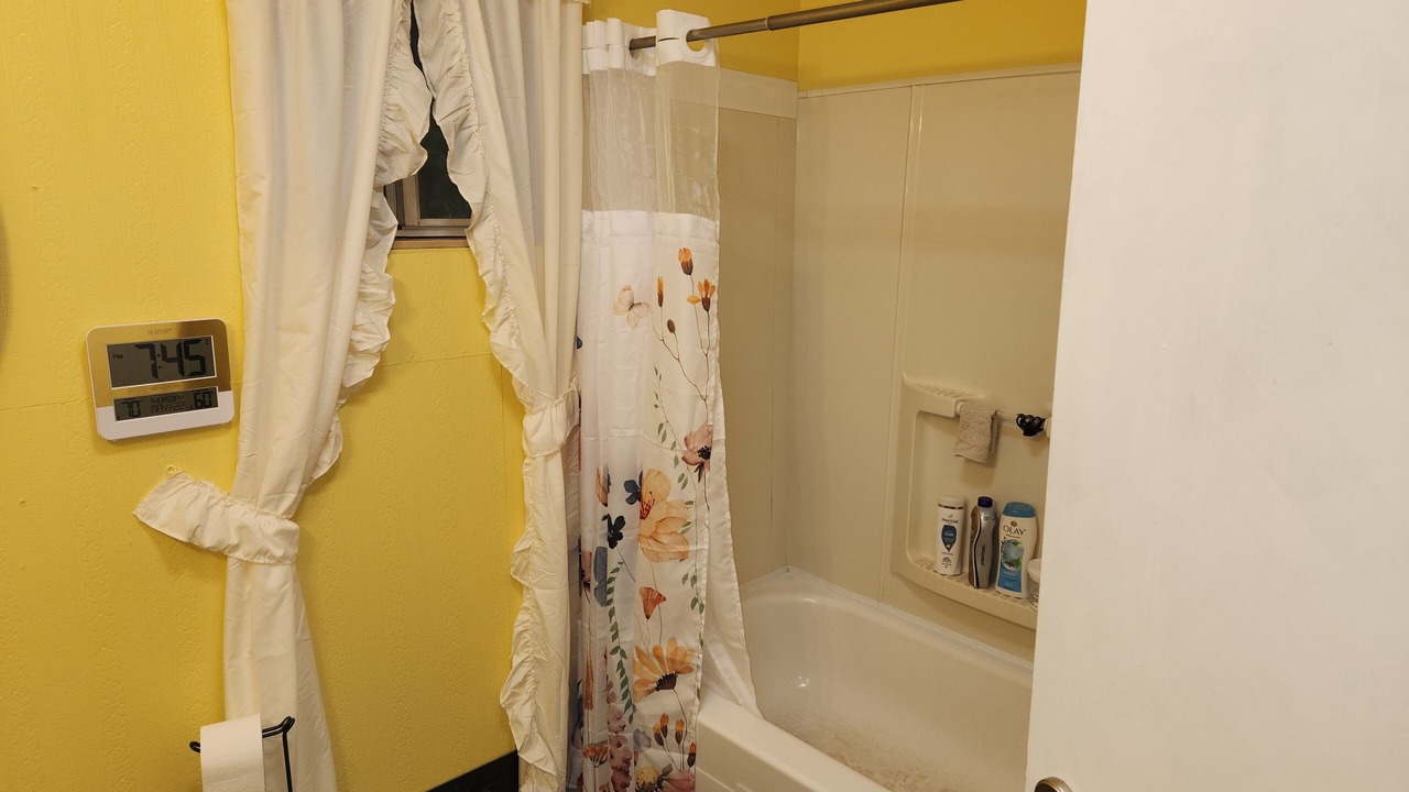 Photo of Bathroom in Grayson