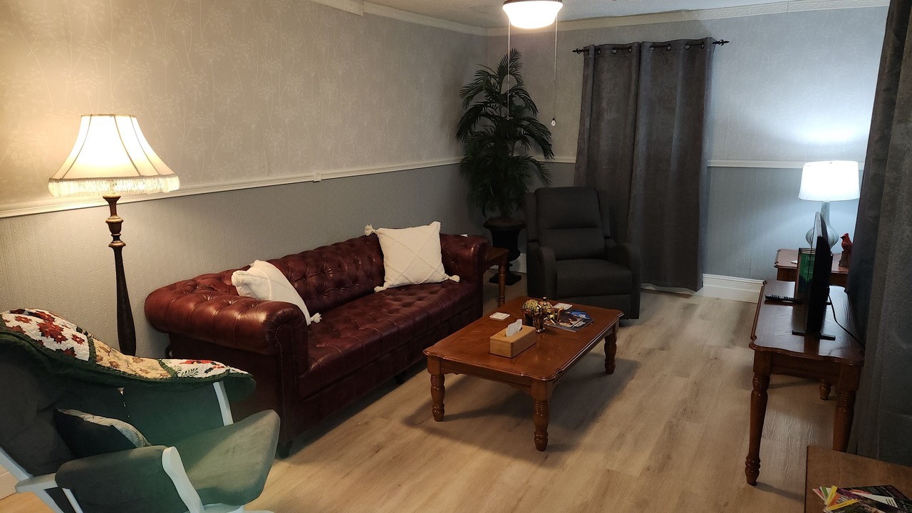 Photo of Livingroom in Grayson