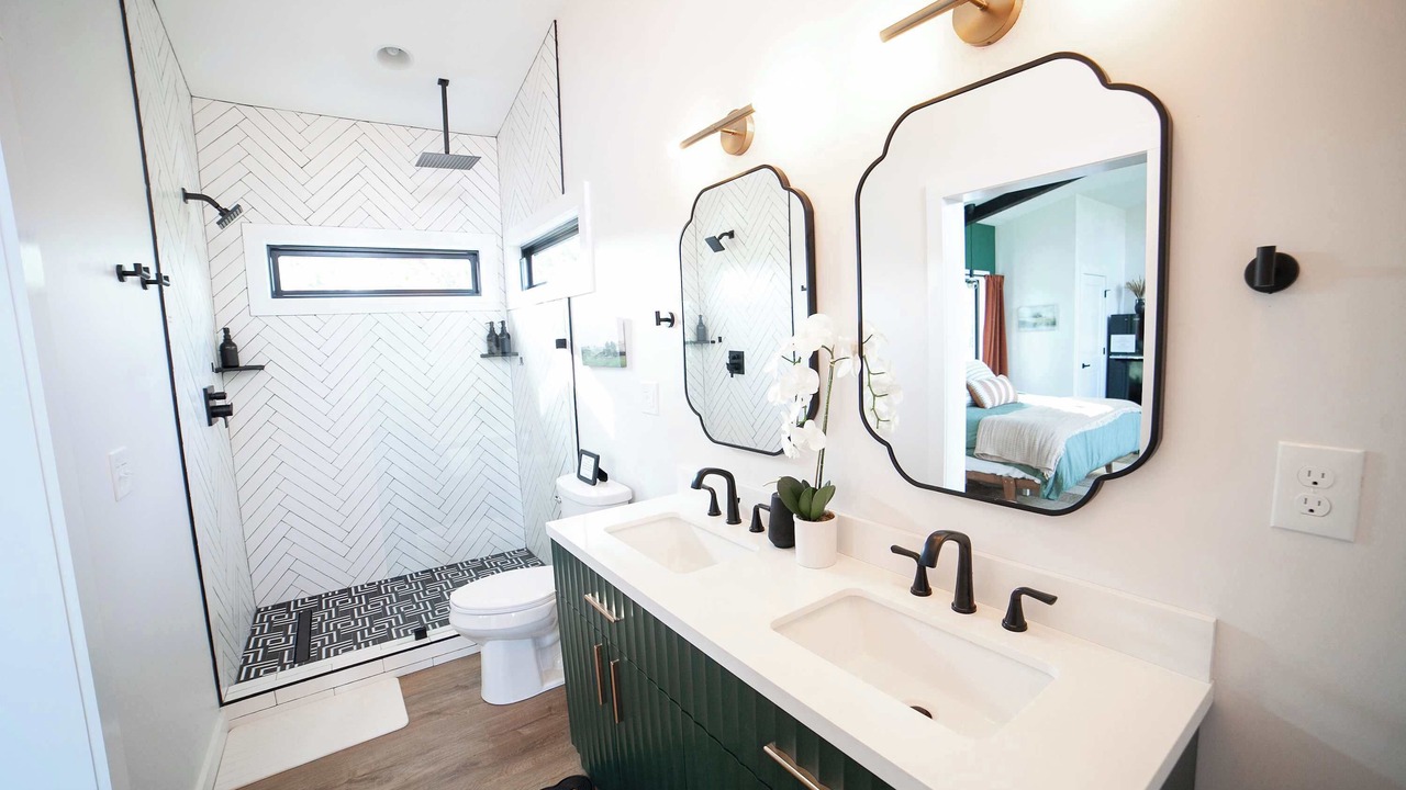 Photo of Bathroom in Campton