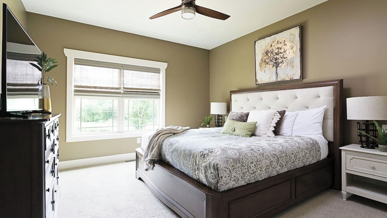 Photo of Bedroom in Skyland
