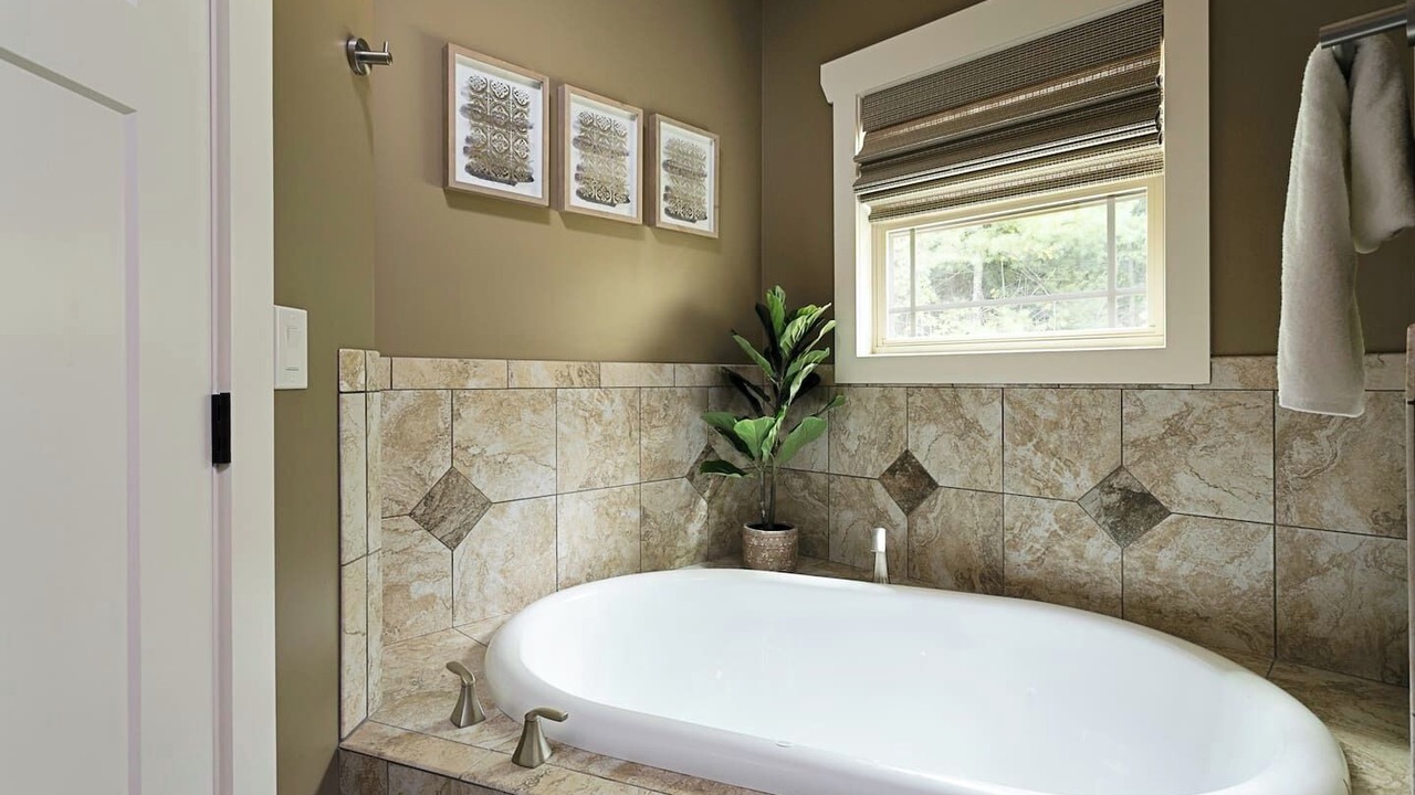 Photo of Bathroom in Skyland
