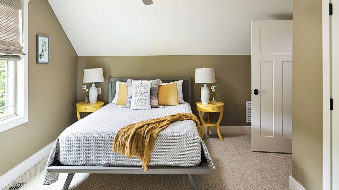 Photo of Bedroom in Skyland