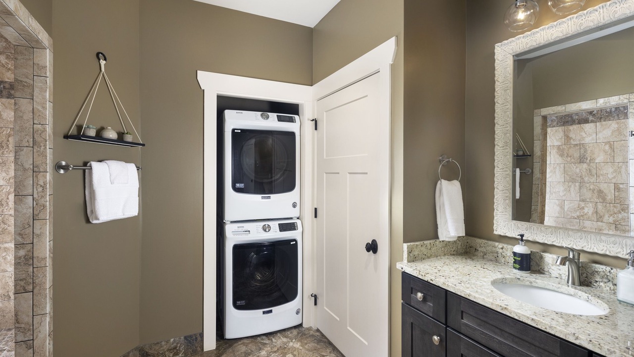 Photo of Bathroom in Skyland