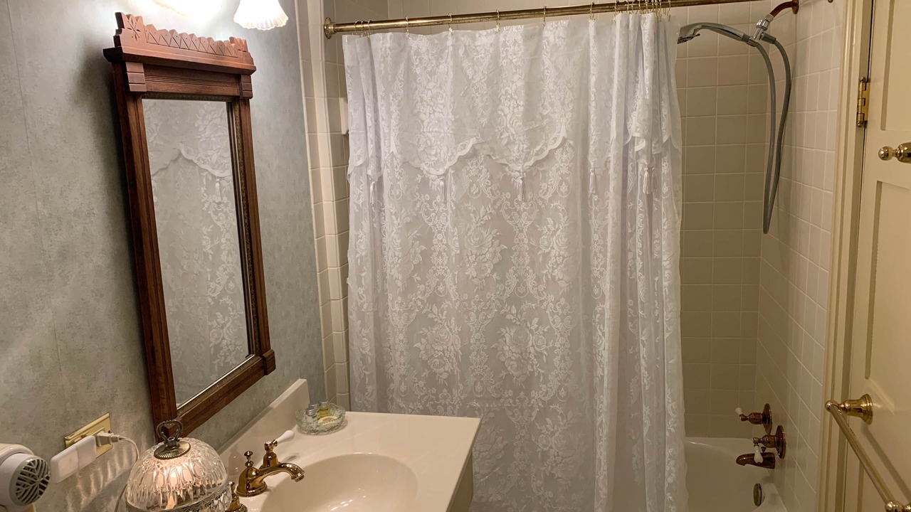 Photo of Bathroom in Jonesborough