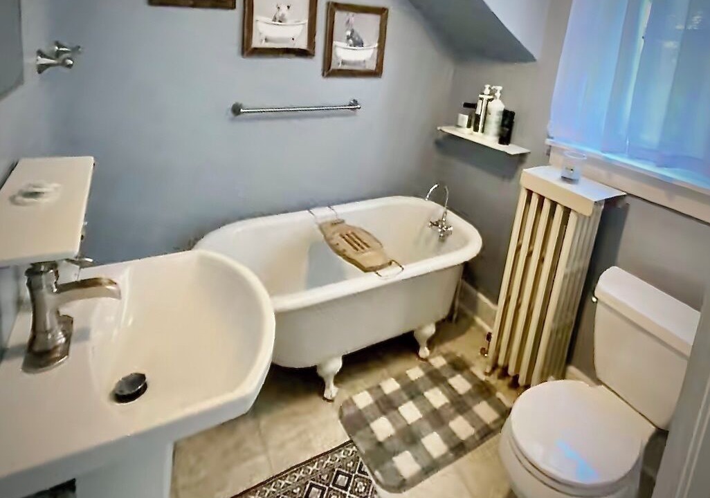 Photo of Bathroom in Harpers Ferry