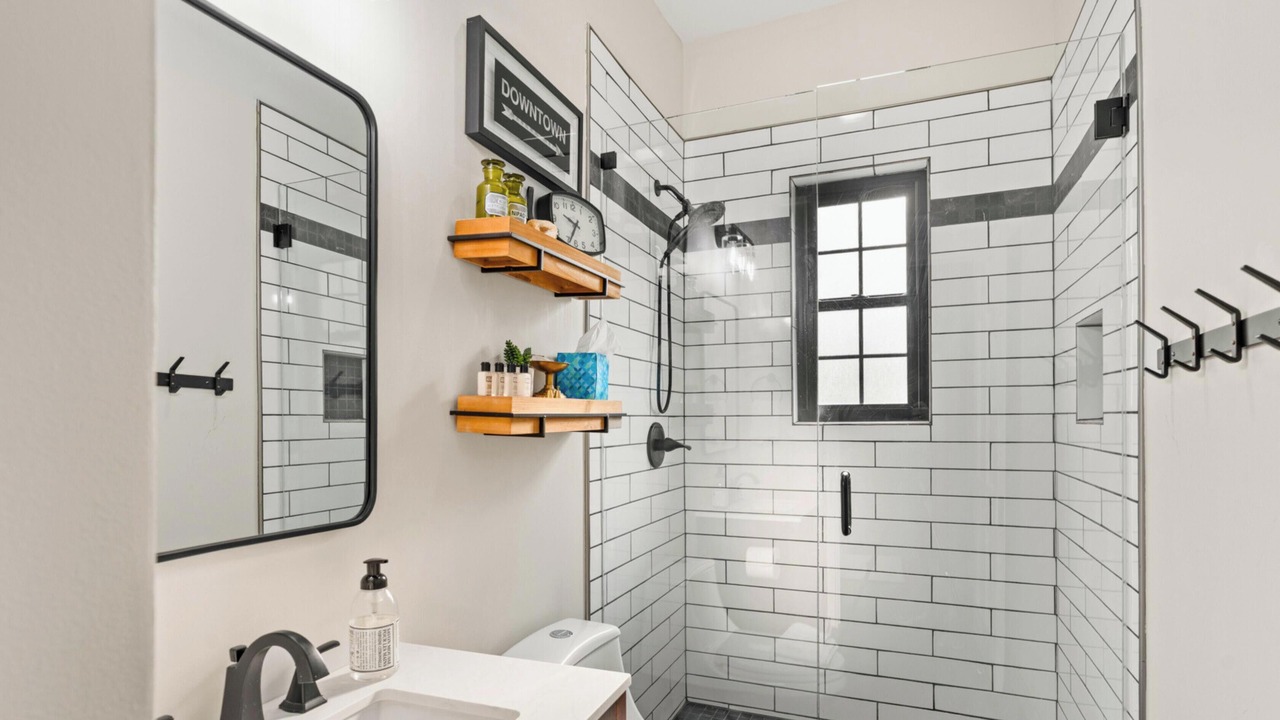 Photo of Bathroom in Shelbyville