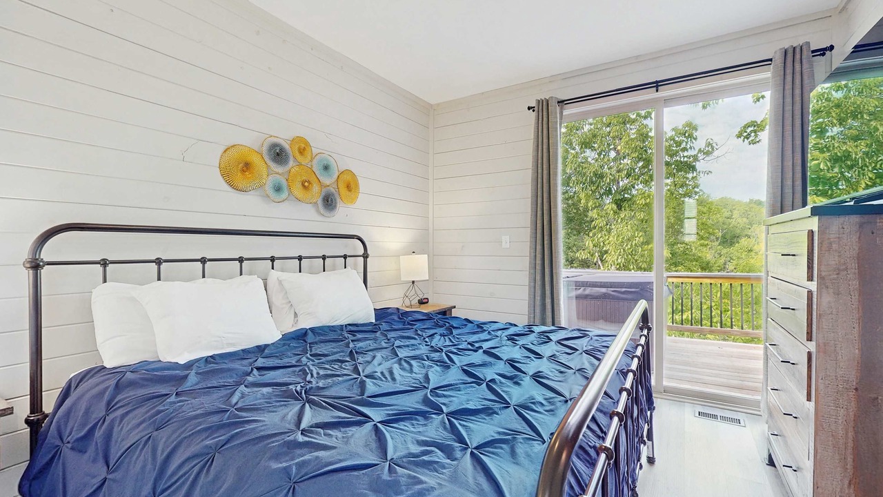 Photo of Bedroom in Sevierville