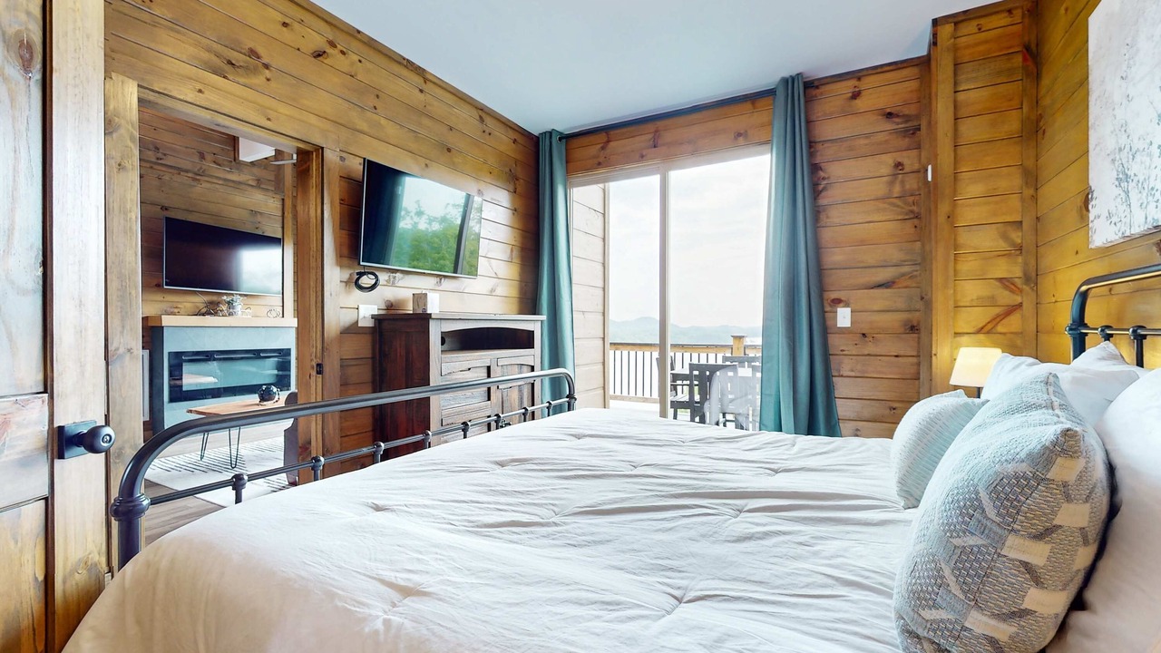 Photo of Bedroom in Sevierville