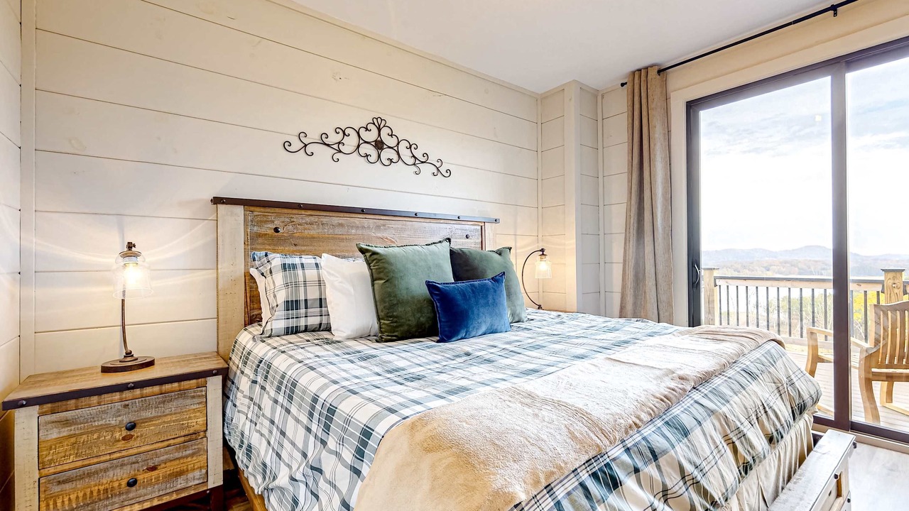 Photo of Bedroom in Sevierville