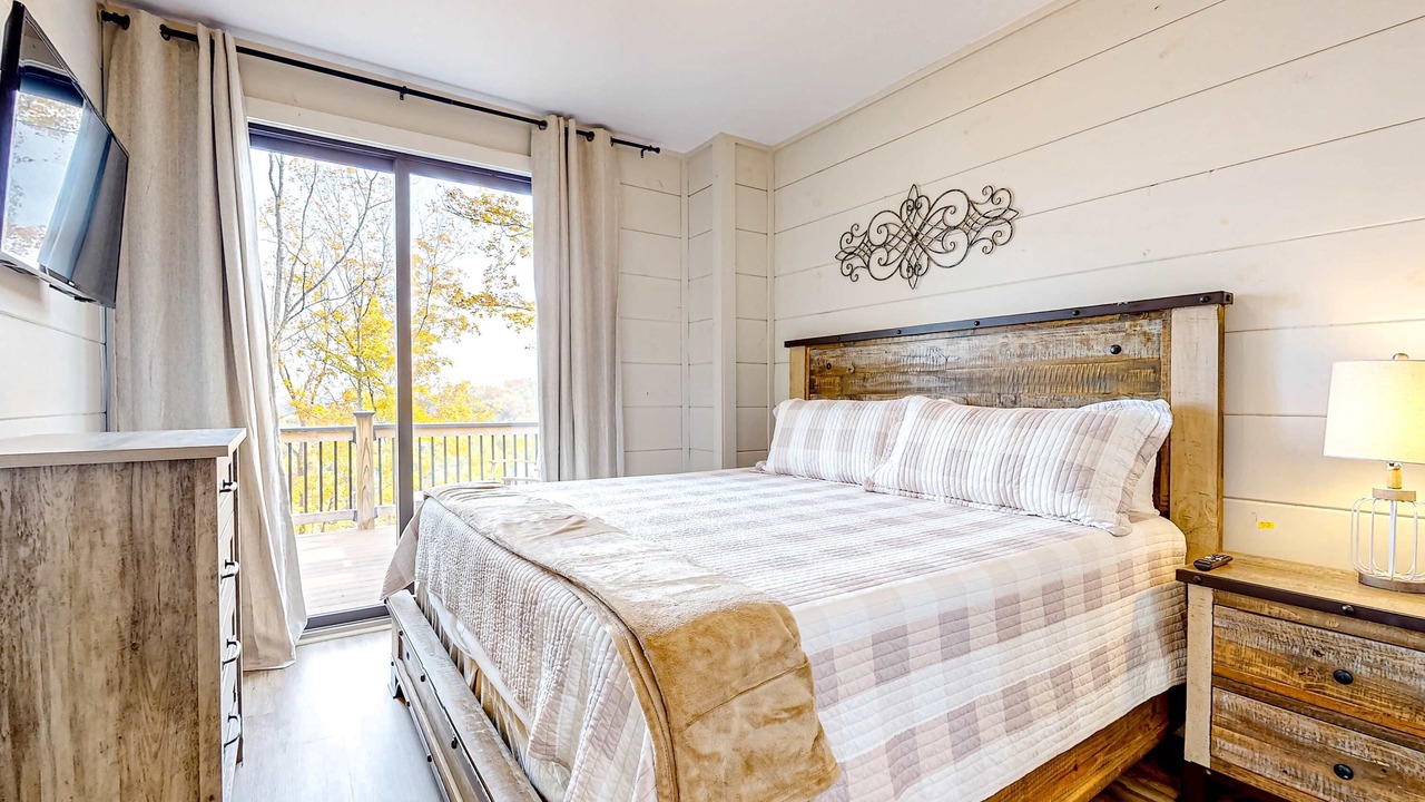 Photo of Bedroom in Sevierville
