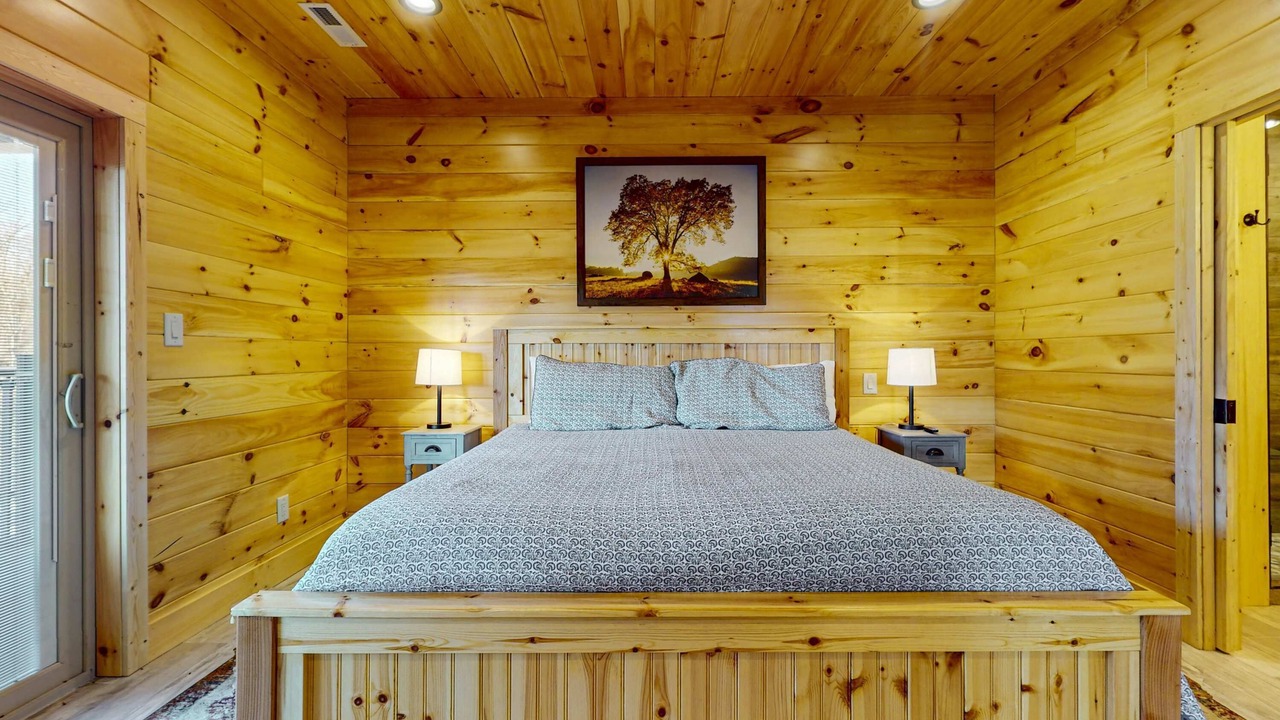 Photo of Bedroom in Sevierville