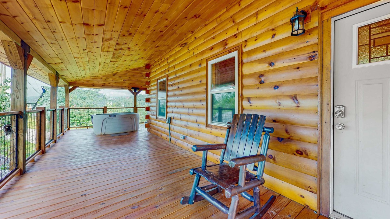 Photo of Patio Balcony in Chalet Village North